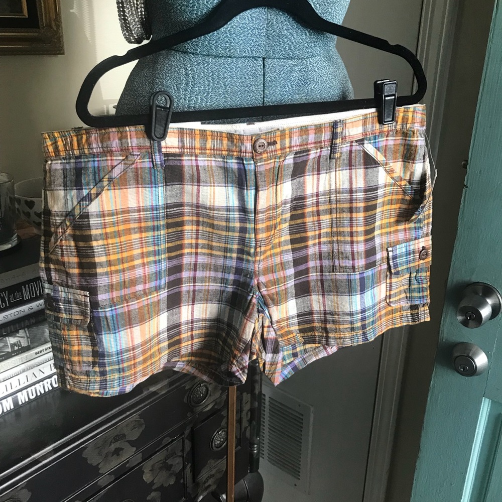 Old Navy Madras Shorts! NWT! Sz 14!
